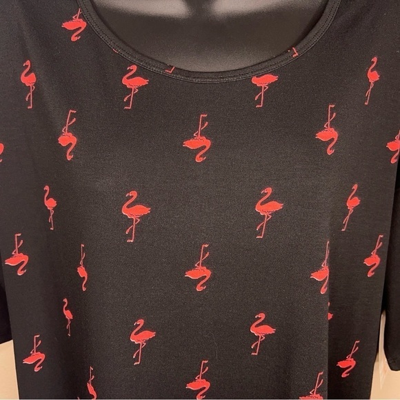 NEW XS LULAROE BLACK PINK FLAMINGO TEE IRMA STYLE OVERSIZED  FLORIDA  TUNIC - Picture 6 of 13